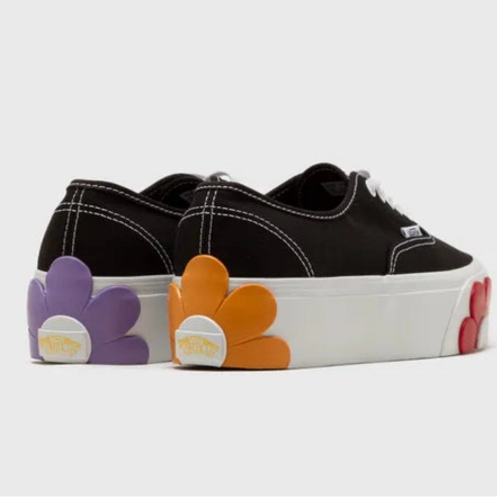 Vans Authentic Stackform with Flowers - size 5.5